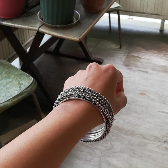 Silver bangles - Picture 3 of 3